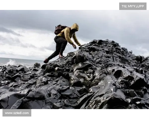 轻风山探秘：揭开未知挑战的神秘面纱与生存法则
